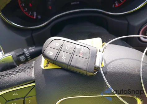 2017 Dodge Durango R/T Awd из США, поврежденный, VIN 1C4SDJCT6HC861007